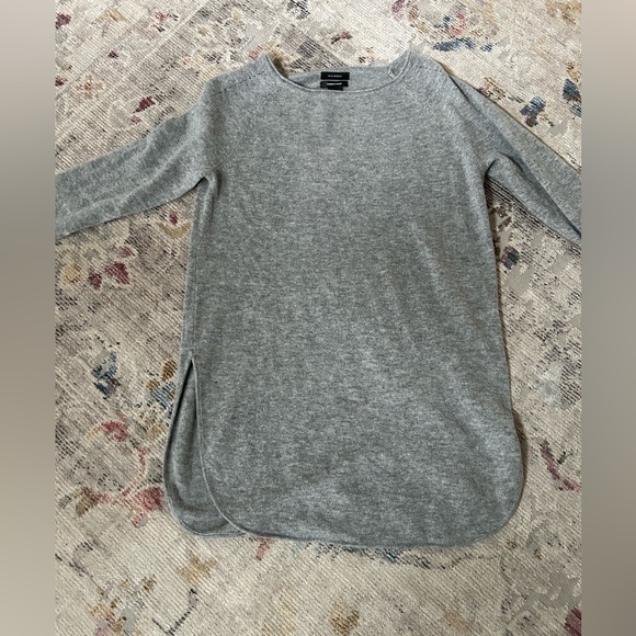Grey Halogen cashmere blend long sweater. Split sides. Never worn with tags. XS. - Picture 1 of 2